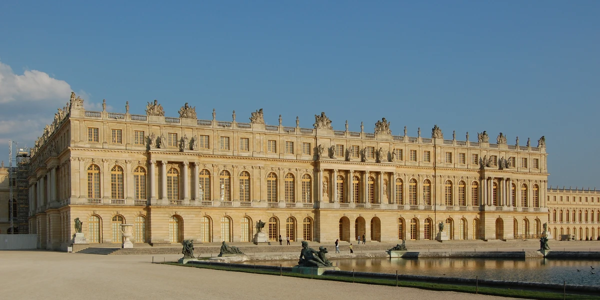 Paysage d'Île-de-France : le château de Versailles