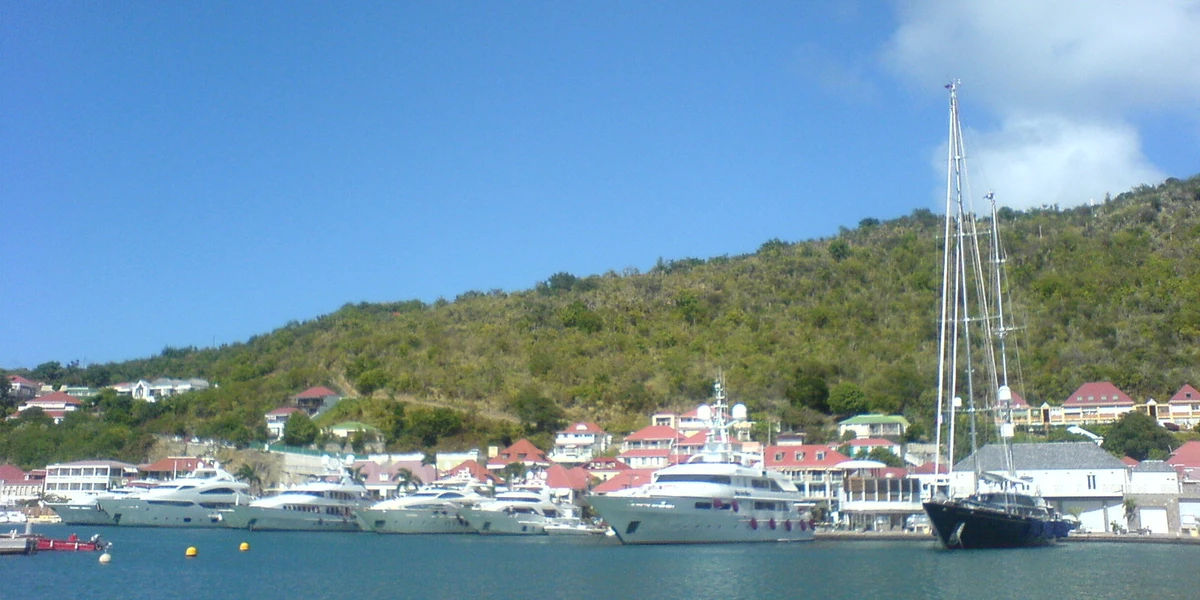 Paysage de Saint-Barthélemy : le port de Gustavia