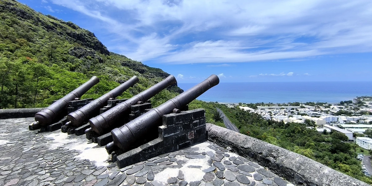 Vue de Saint-Denis de La Réunion depuis la Redoute