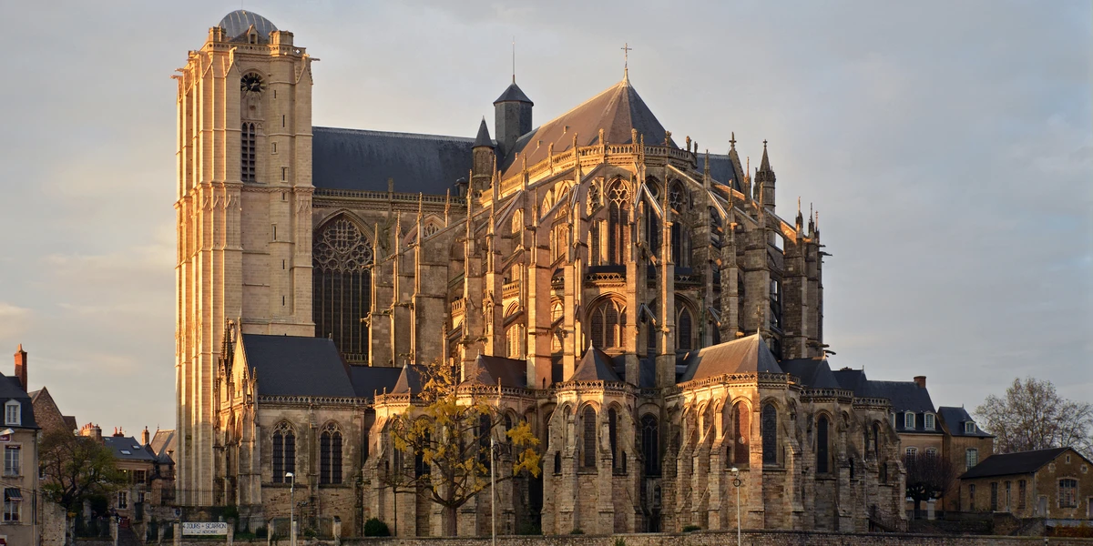 Vue du Mans : la cathédrale Saint-Julien