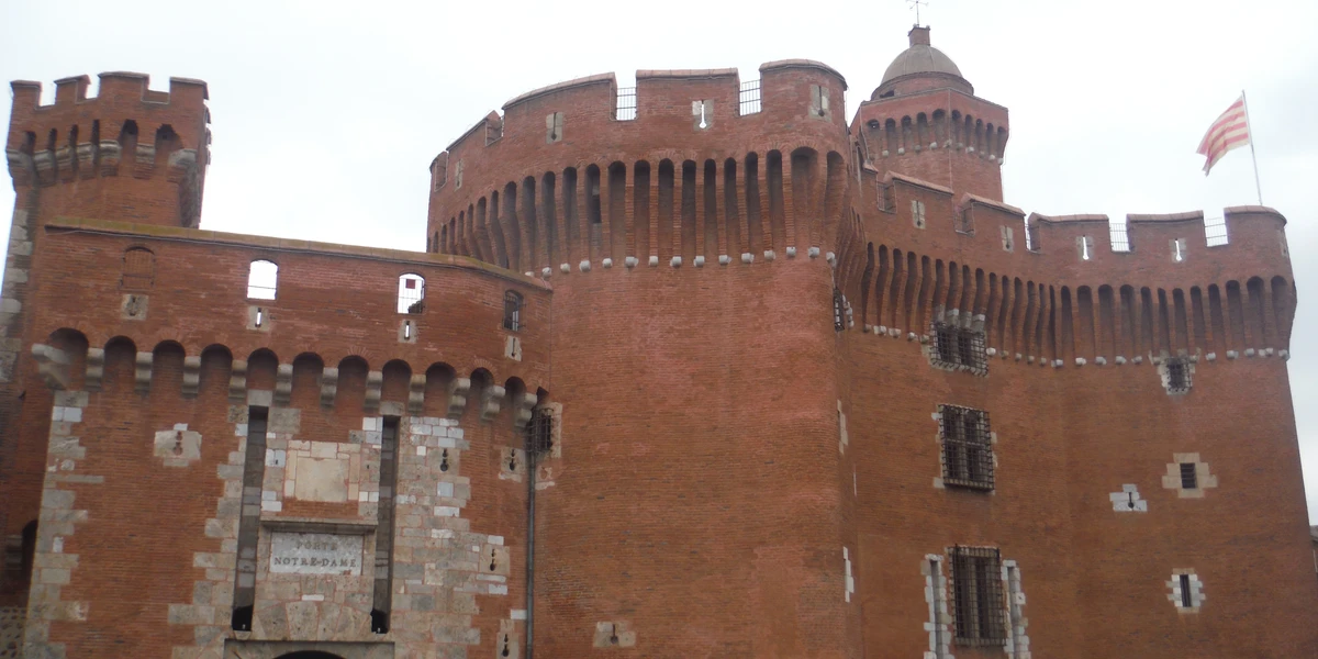 Vue de Perpignan : Le Castillet